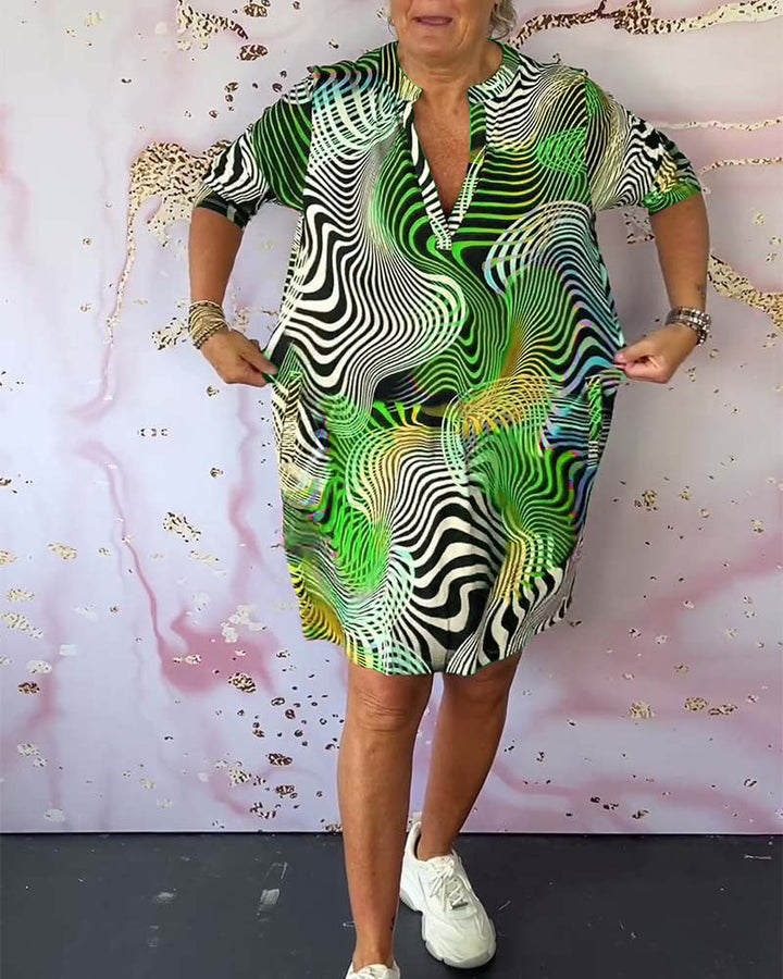 Elfi - Farbkleid mit V-Ausschnitt