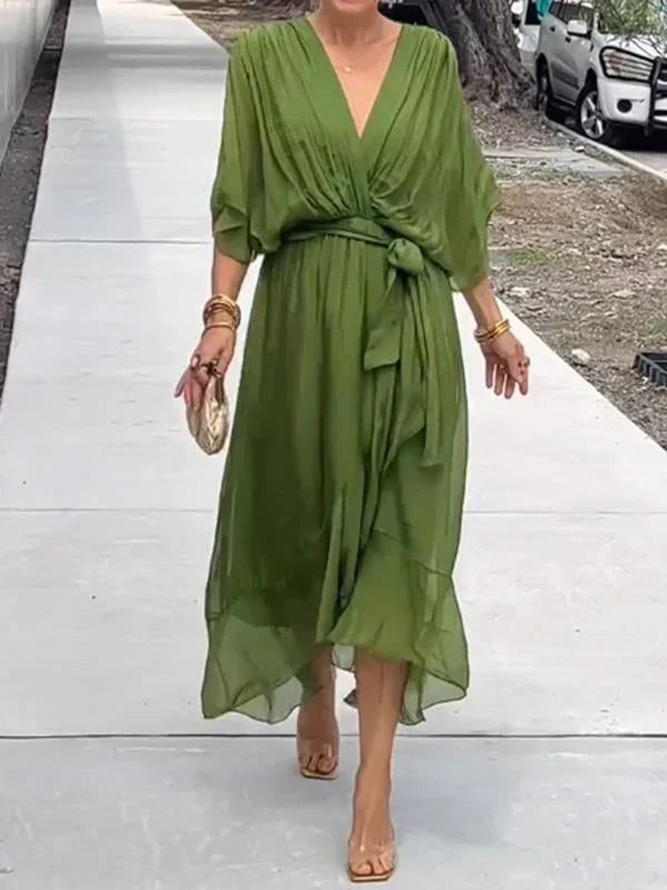 Monika | Luftiges Kleid mit V-Ausschnitt