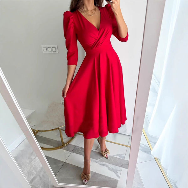 TÜLAY - PLISSIERTES MIDIKLEID MIT V-AUSSCHNITT