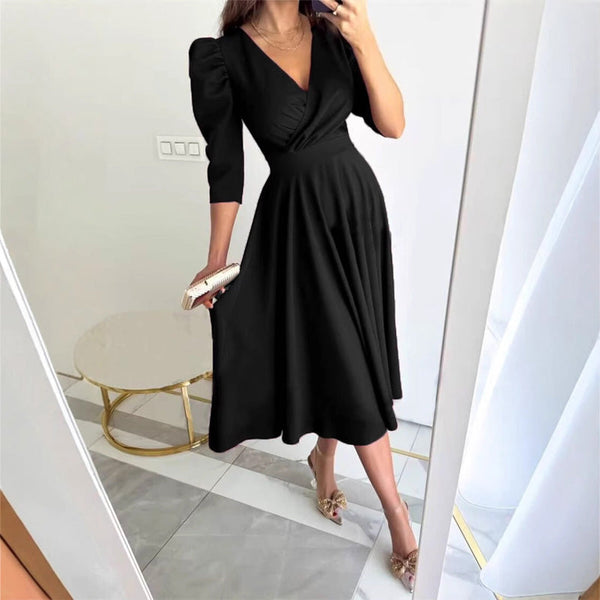 TÜLAY - PLISSIERTES MIDIKLEID MIT V-AUSSCHNITT